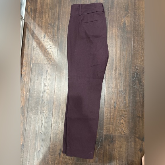 Calvin Klein pants. Only used once - Picture 2 of 3